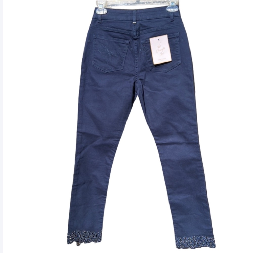 NWT Ted Baker London Daner Jeans Dark Blue Appliqué Hem Detail Straight Leg